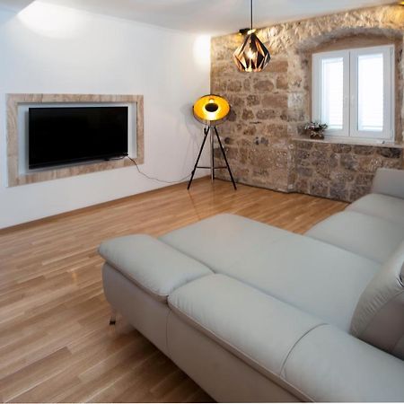 Apartment Antea Sinj Buitenkant foto